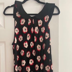ELLE sleeveless flowered top. New.
